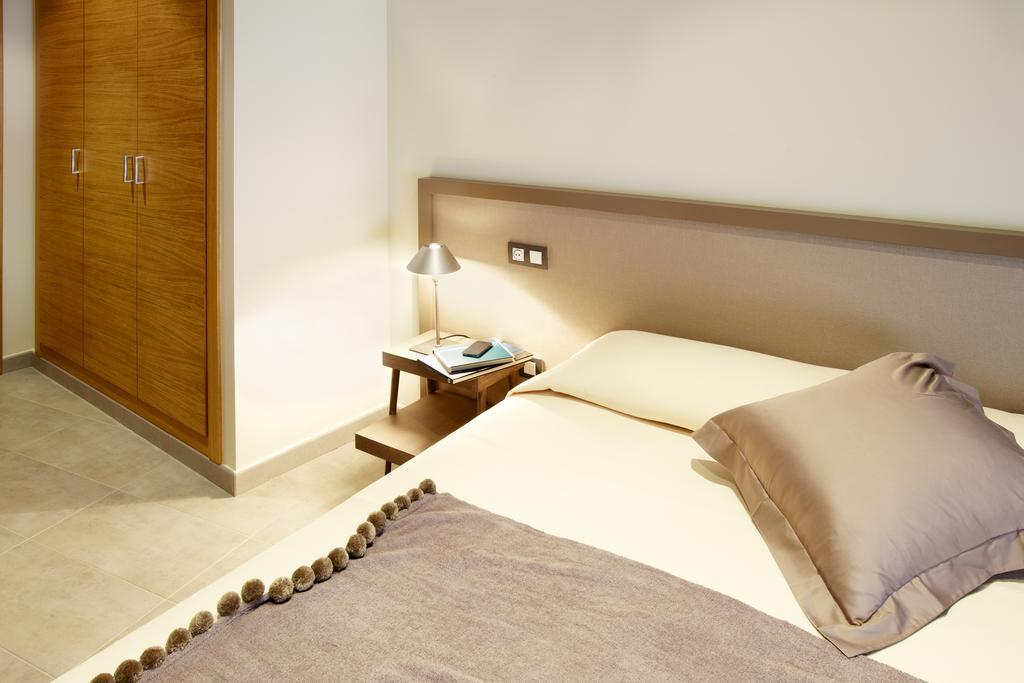 Apartaments Terraza Figueres ฟิกวยเรส ห้อง รูปภาพ